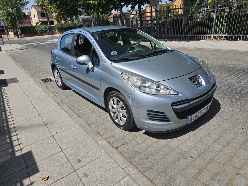 Peugeot 207 1.4 hdi 70cv 295000km año2010 - foto 1
