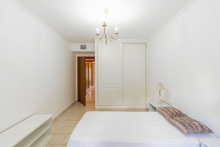 Piso en venta en Los Arqueros-Puerto del Almendro en Benahavís