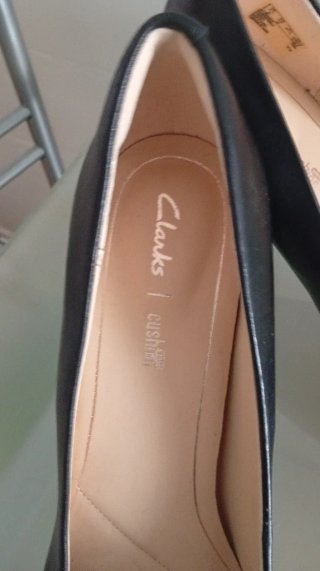 Zapatos de tacón Clarks negros