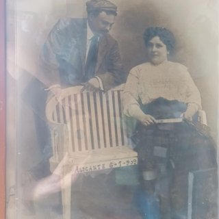 Marco Modernista con Foto Original
