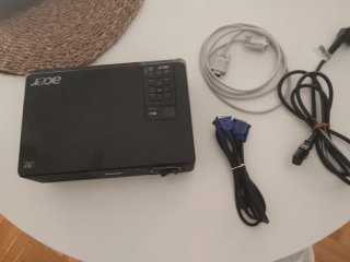 Proyector Acer Negro.
