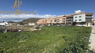 Terreno en venta en Monserrat