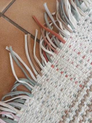 Alfombra Zara Home tejida 2,10x1,40m