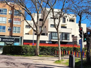 Local comercial en alquiler en Colina en Madrid