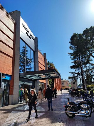 Local comercial en alquiler en Colina en Madrid