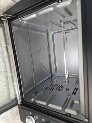 Horno Eléctrico Mini Grill y Pincho Giratorio