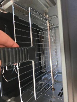 Horno Eléctrico Mini Grill y Pincho Giratorio