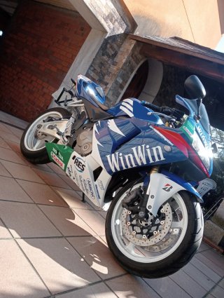 Honda CBR 600 RR Winston