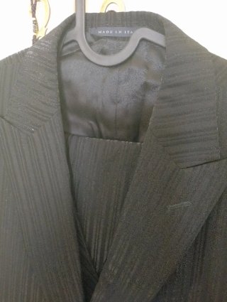 Traje de novio  . con rayas Diplomática Negra