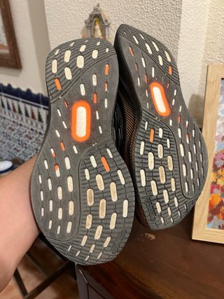 Adidas Ultraboost Talla 44.5 Negro Naranja
