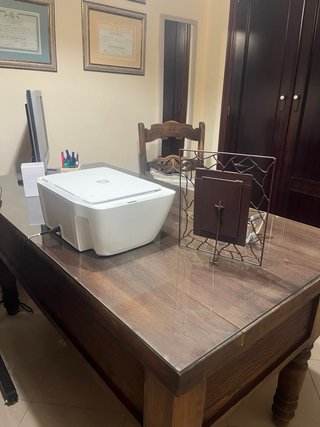 Escritorio de madera mexicana con silla