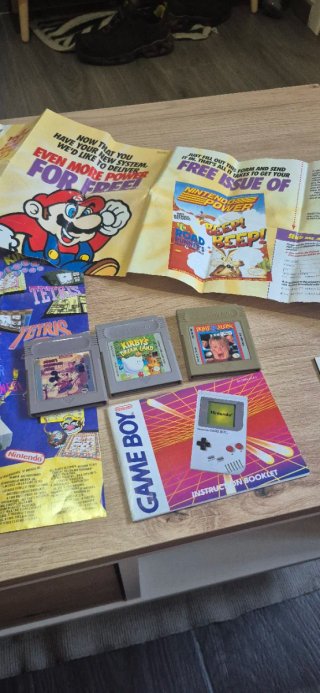 Nintendo Game Boy Play It Loud Transparente
