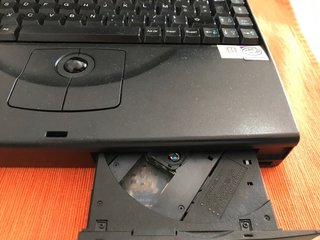 DELL Latitude XPI CD para piezas