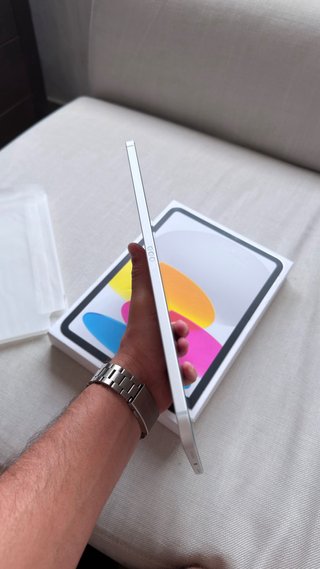 iPad 10ª Gen 128GB WiFi + Celular Plata