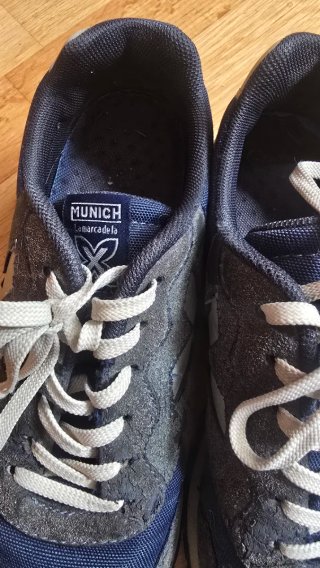 Lote 2 pares zapatillas Munich T.37 y T.38