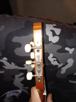 Guitarra Admira Infante urgente