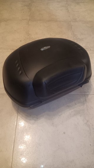 Baúl Givi Moto Negro/Rojo Touring