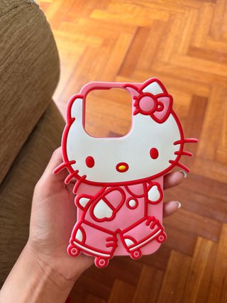 Funda iPhone 15 Pro Hello Kitty