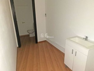 Local comercial en alquiler en Instituts - Universitat en Lleida