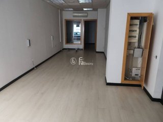 Local comercial en alquiler en Instituts - Universitat en Lleida