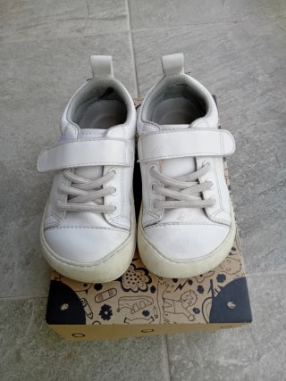 Sneakers bianche per bambini ZAPATO FEROZ. Taglia 26.