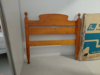 Cabecero de madera para cama de 90cm