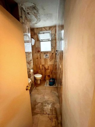 Local comercial en alquiler en Los Remedios en Sevilla