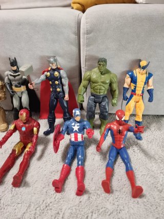 Muñecos Superhéroes Marvel y DC