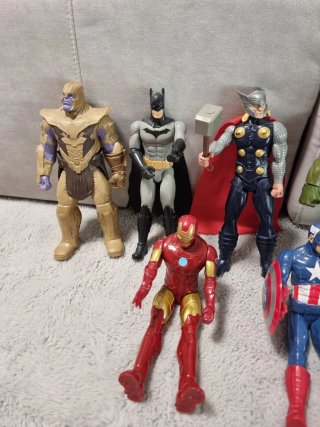 Muñecos Superhéroes Marvel y DC