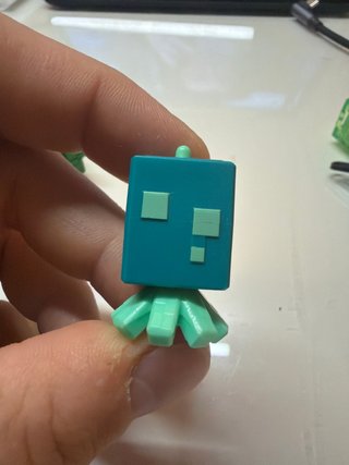 Figura Minecraft Kinder Joy