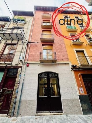 Local comercial en venta en Casco Antiguo en Pamplona