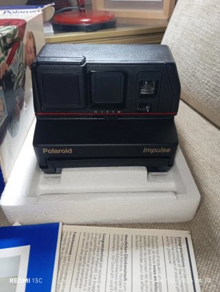 Cámara Polaroid Impulse Negra