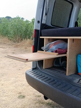 Cajón cama camper furgoneta