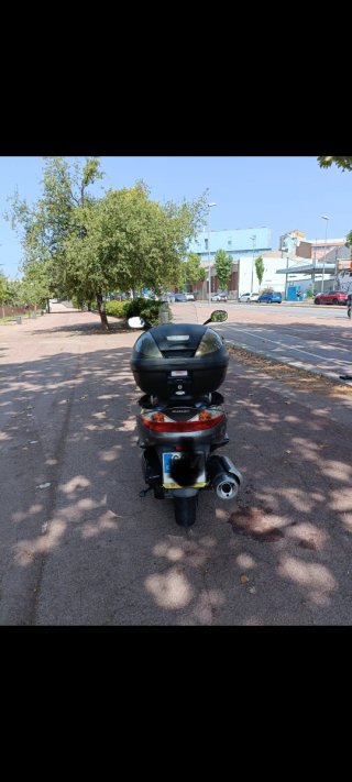 Suzuki Burgman 200 2010