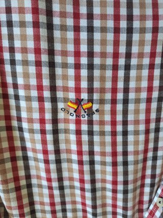 Camisa regular fit de cuadros de Spagnolo .