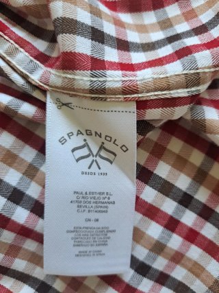 Camisa regular fit de cuadros de Spagnolo .