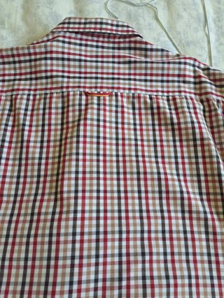 Camisa regular fit de cuadros de Spagnolo .