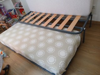 Cama nido con estructura metálica