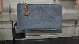 Monederos mujer nuevos, varios colores.