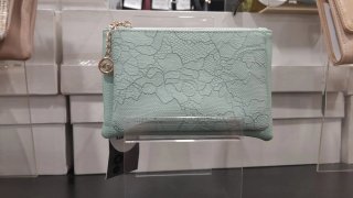 Monederos mujer nuevos, varios colores.