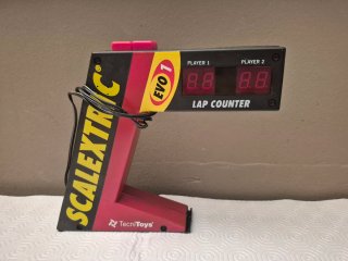 Conjunto Scalextric Múltiples Pistas