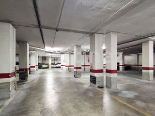 Garaje en alquiler en Ensanche - Diputación en Alicante
