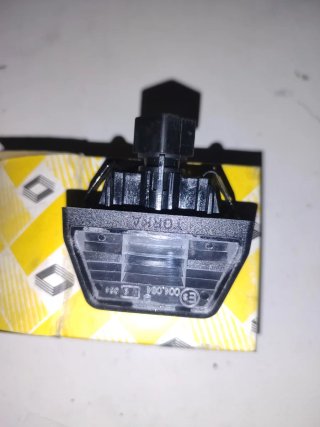 Piloto luz matrícula Renault Express