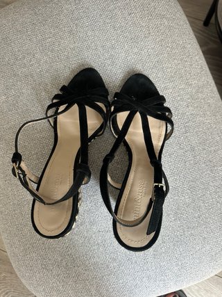 Sandalias cuña ante negro Mint&Rose