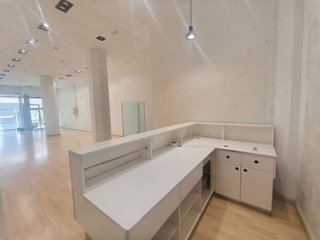 Local comercial en alquiler en Lalín