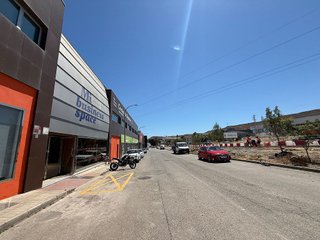 Local comercial en alquiler en Huércal de Almería