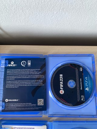 Lote 4 Giochi PS4: FIFA 23, Gli Incredibili, Just Dance