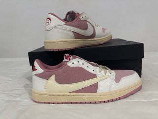 Jordan Travis Scott Rosa Beige