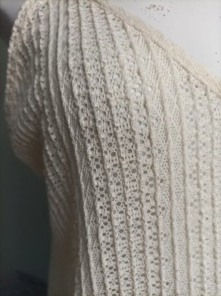 Camiseta beige de tirantes