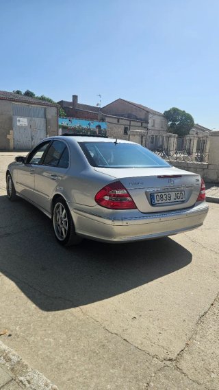 Mercedes-Benz E400 CDI DIÉSEL V8 260cv ITV RECIENT